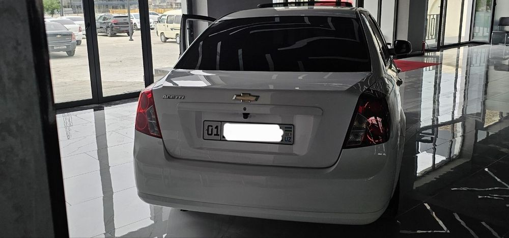 Chevrolet Jentra