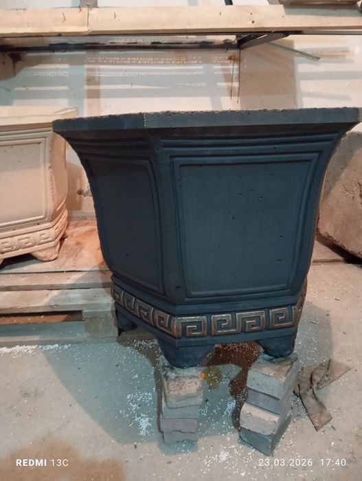 Вазоны из бетона