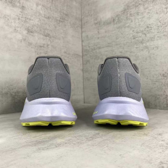 Продавам нови дамски маратонки The North Face Vectiv Enduris 4 Violet