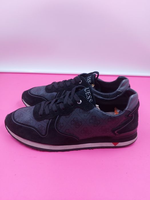 Guess номер 45 Оригинални мъжки сникърси