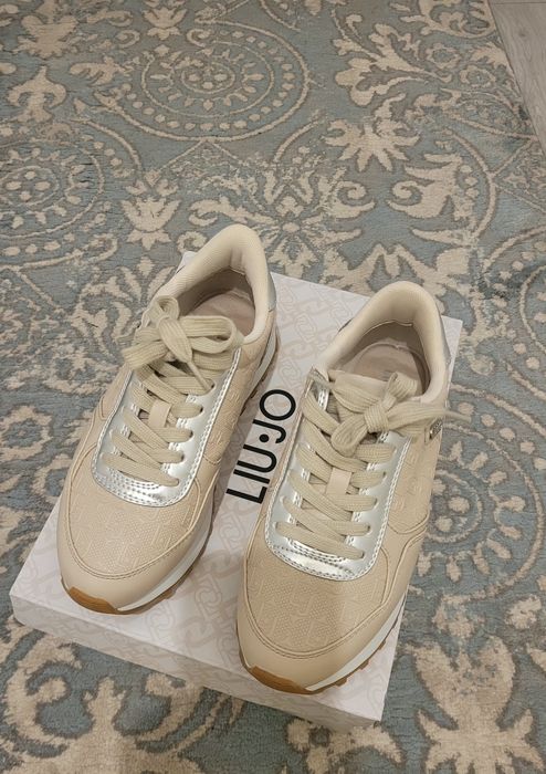 Adidasi Liu Jo 35 noi