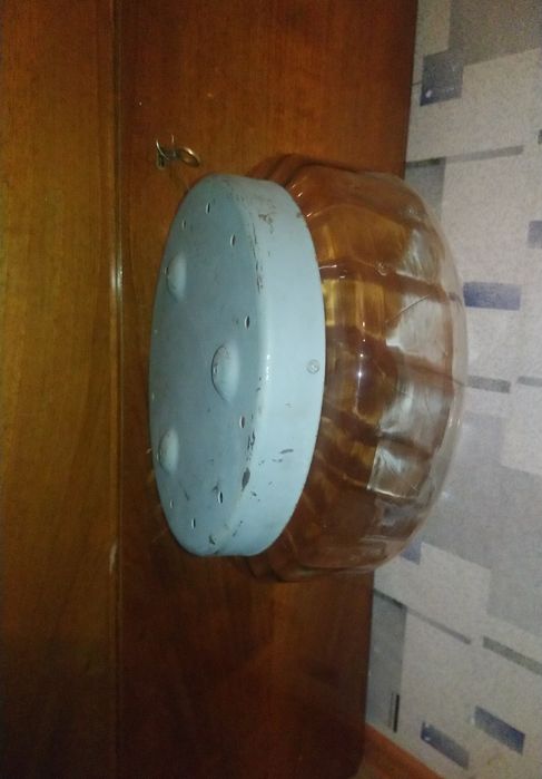 Продам уличный плафон новый