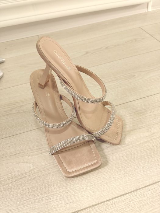 Обувки на ток 40рр