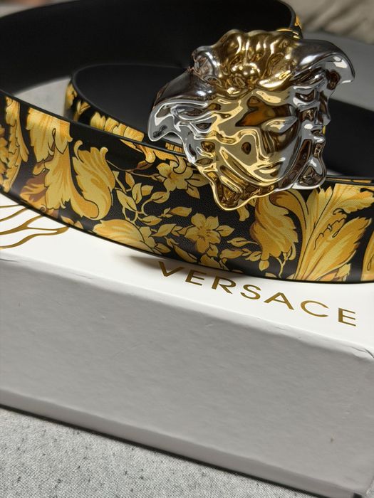 Curea Versace Noua