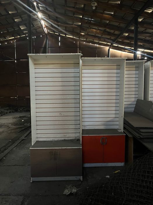 шкаф, витрина для своих нужд