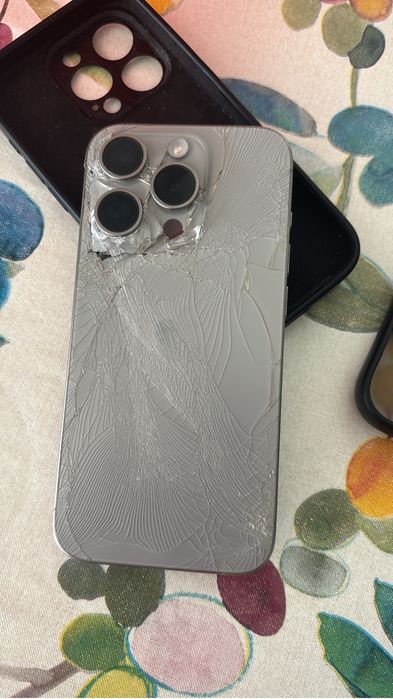 Продам/обменяю iphone 15 pro