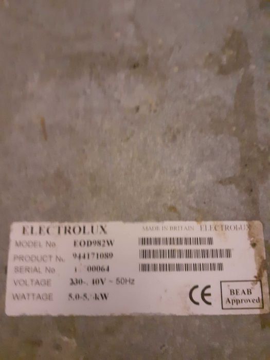 Печка с две фурни  Electrolux