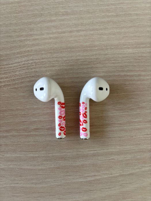 Безжични слушалки Apple AirPods 2