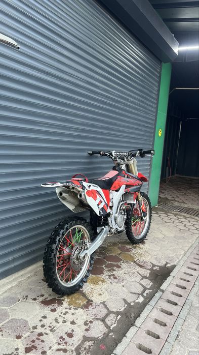Urgent Vând Honda CRF250 R
