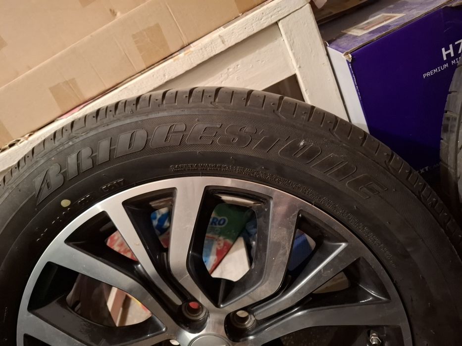 Anvelope Bridgestone 225 /55/R18-4 bucati