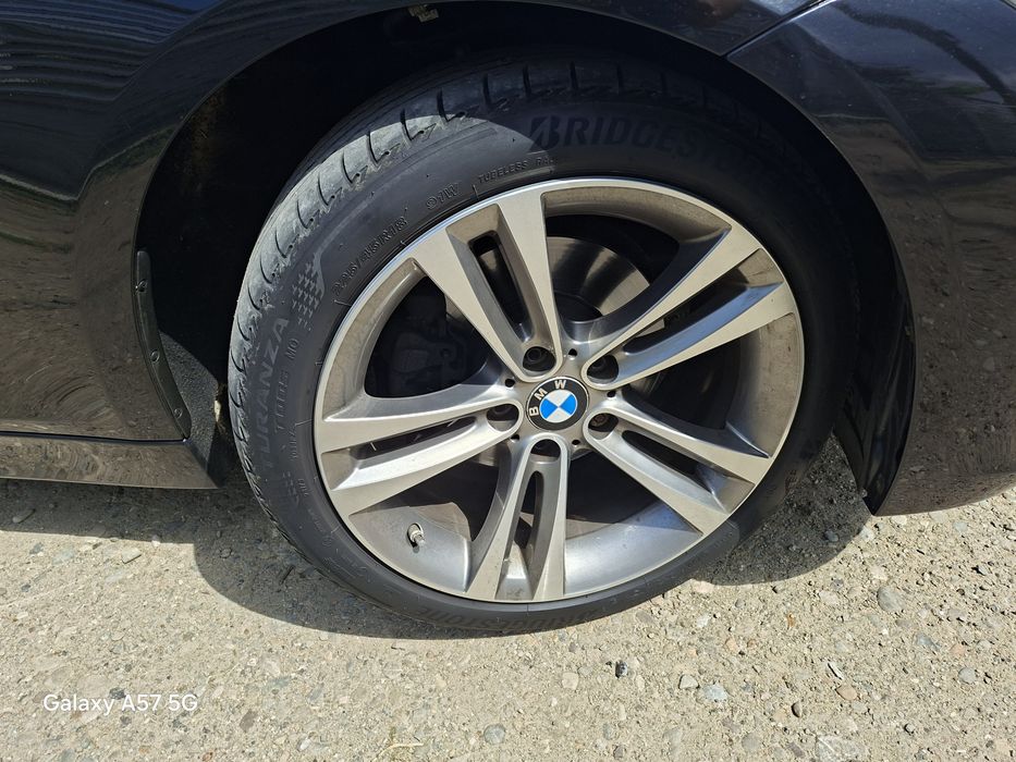 BMW 3 Series 2018 — imagine 4