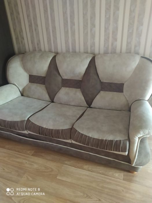 Диван и 1 кресло отличное состояние