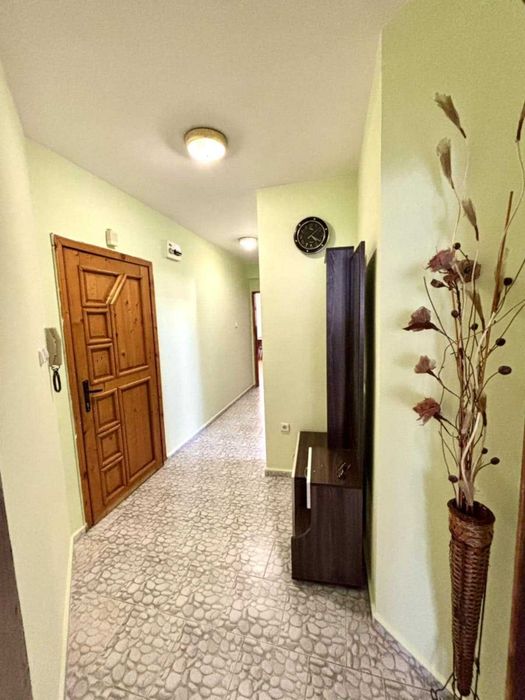 Дава се под наем Тристаен апартамент в Пловдив, Мараша - 82 кв.м за 474.3 € - Снимка #3