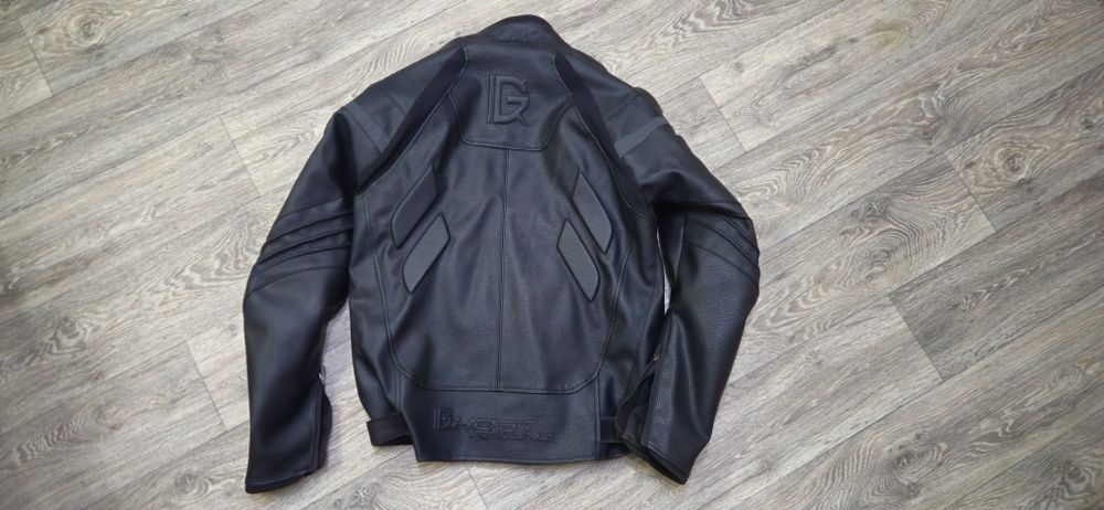Продам мото куртку Ghost-Racing