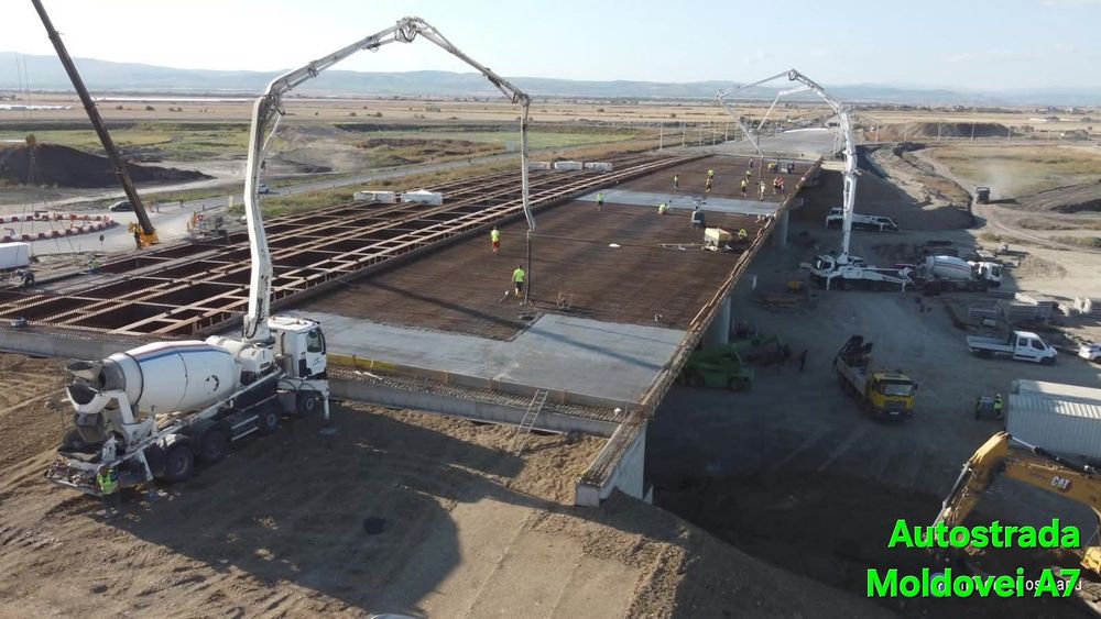 Pardoseli Industriale elicopterizate cu Cuart, turnare Finisare beton