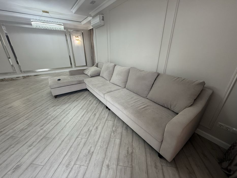 Срочно продам диван