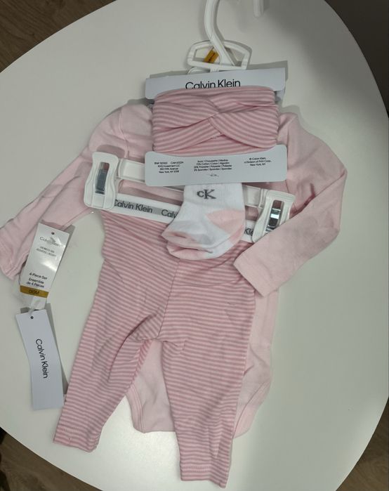 Calvin Klein - комплект 4части