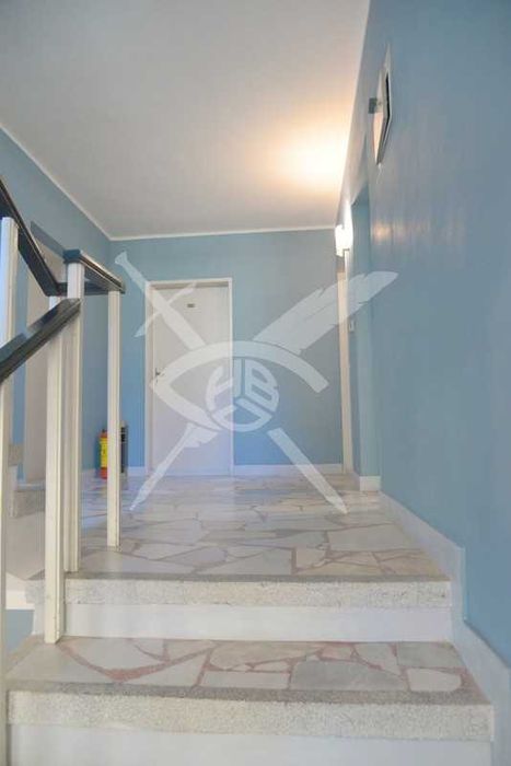 Продава се Хотел в Ахелой - 791 кв.м за 759 €/кв.м - Снимка #3