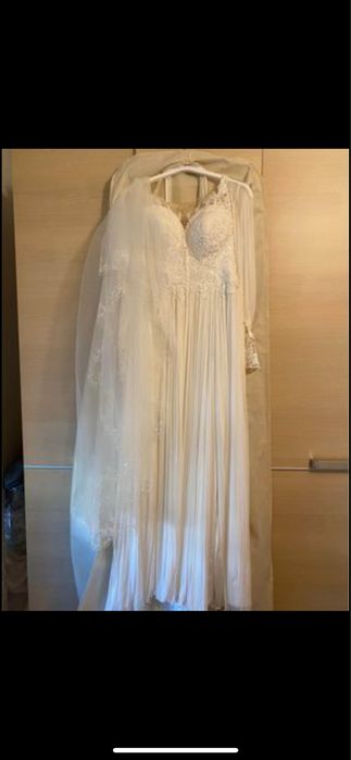 Rochie mireasa matase