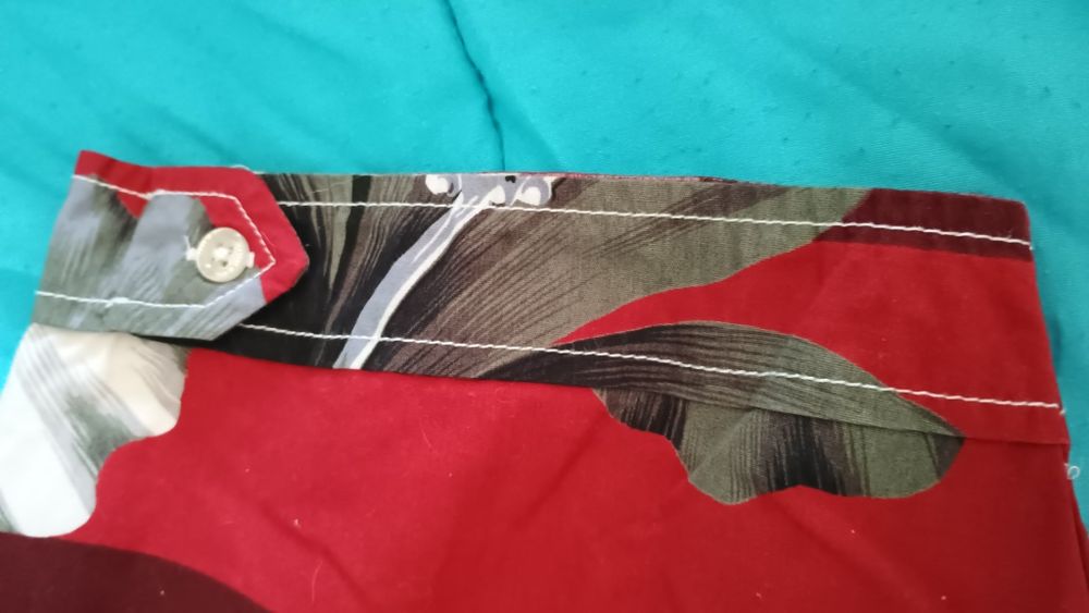 Продавам нова,мъжка хавайска,памучна риза Quiksilver ,размер Л