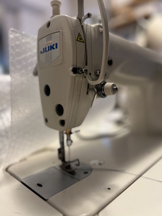 Masina de cusut Juki DDL 8700 liniara in stare foarte buna