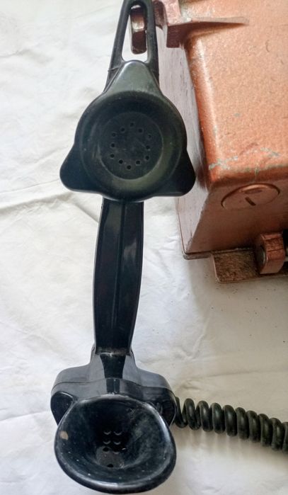 Telefon de colecție nu trimit în țară predare personal prefer în centr