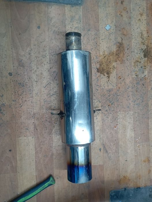 Продам глушитель