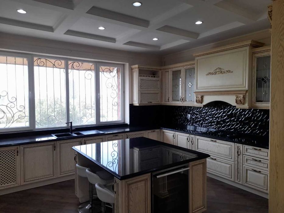 ул.Нукусская ГАИ (Глинка) Дом Габус 4\7\9 Евроремонт 217м2 Кухня 3с/у