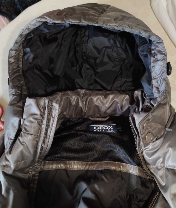 Яке GEOX Respira в отлично състояние, за  10 г. момче