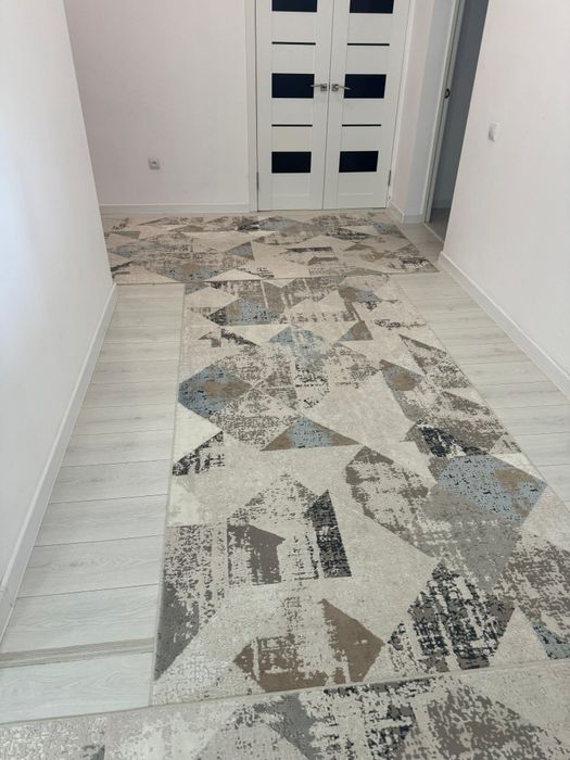 Продается  ковер