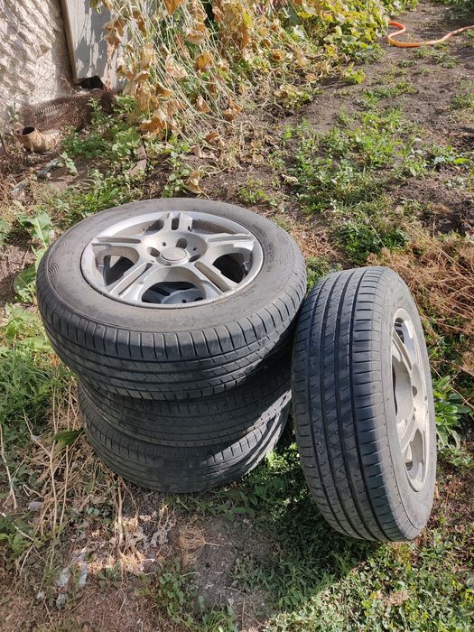 Продается диски с резиной
