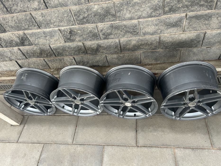 Продам оригиналные диски от Chevrolet Carveto.