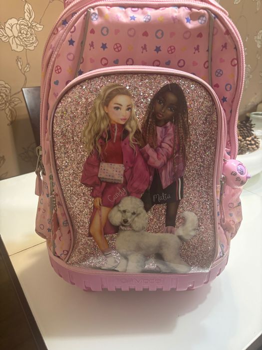 Ученическа раница на Top model