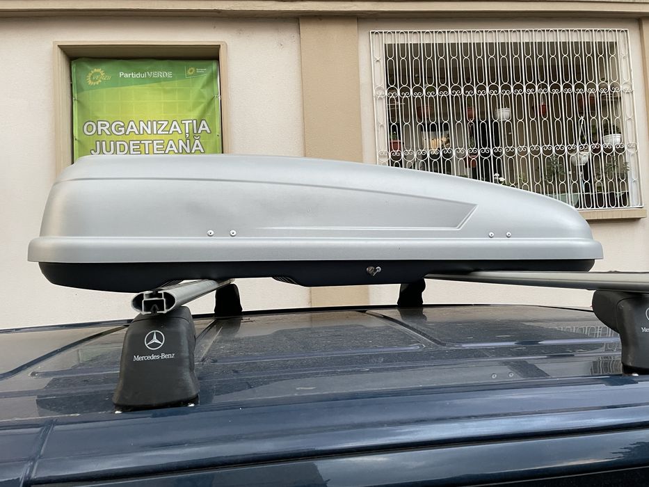 Portbagaj auto pentru plafon