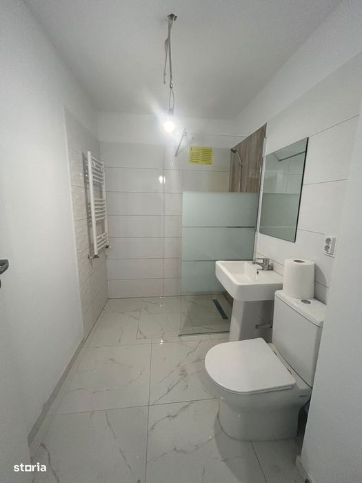 Apartament cu 2 camere - zona Hlincea