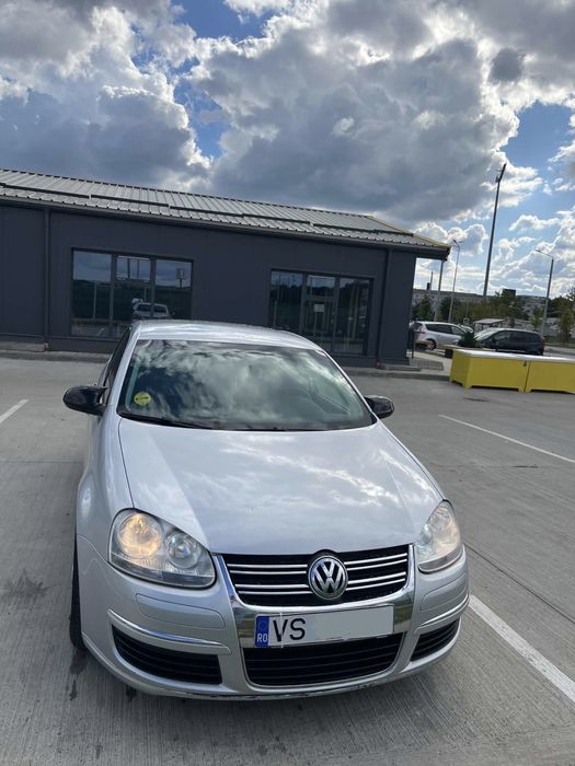 Volkswagen Jetta 2010 diesel, 2.965 € — imagine 2