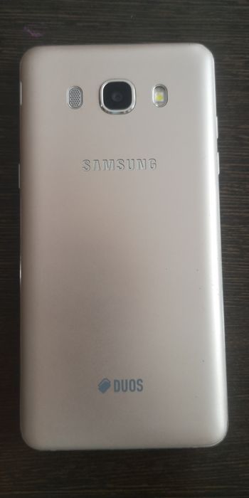 Продам Samsung Galaxy J5 2016
