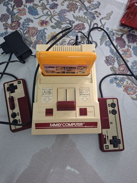 Family Computer (Famicom] Dendi польностью рабочий