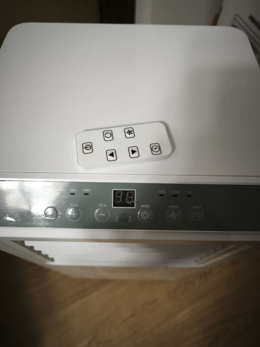 Aparat de climatizare portabil