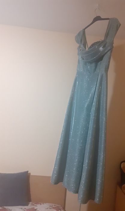 Красива рокля модел 2025 год