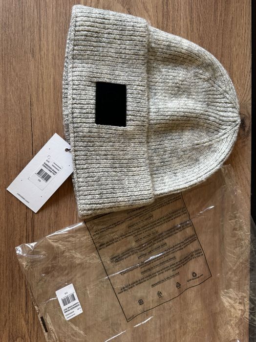 Căciula Calvin Klein Jeans nouă