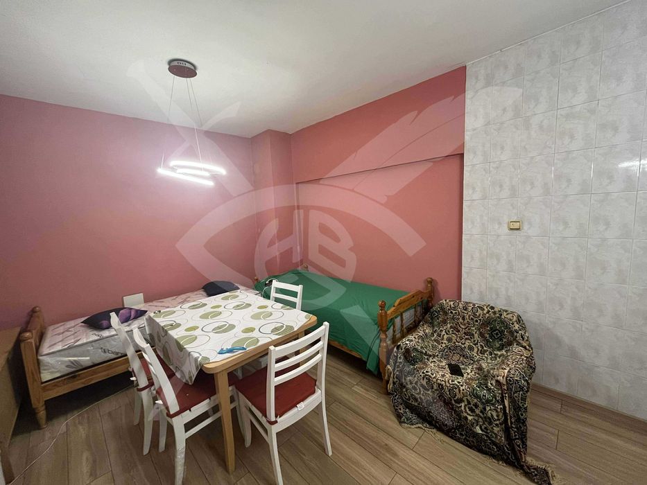 Дава се под наем Двустаен апартамент в Пловдив, Център - 60 кв.м за 298.86 € - Снимка #1