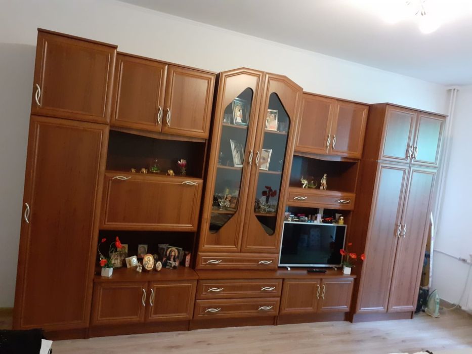 Inchiriez garsoniera