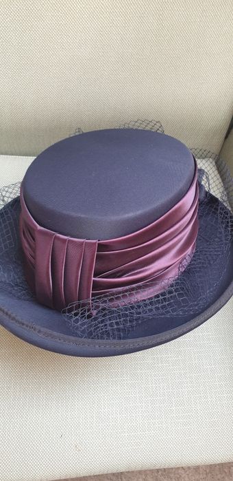 Pălărie bleumarin pentru nunți