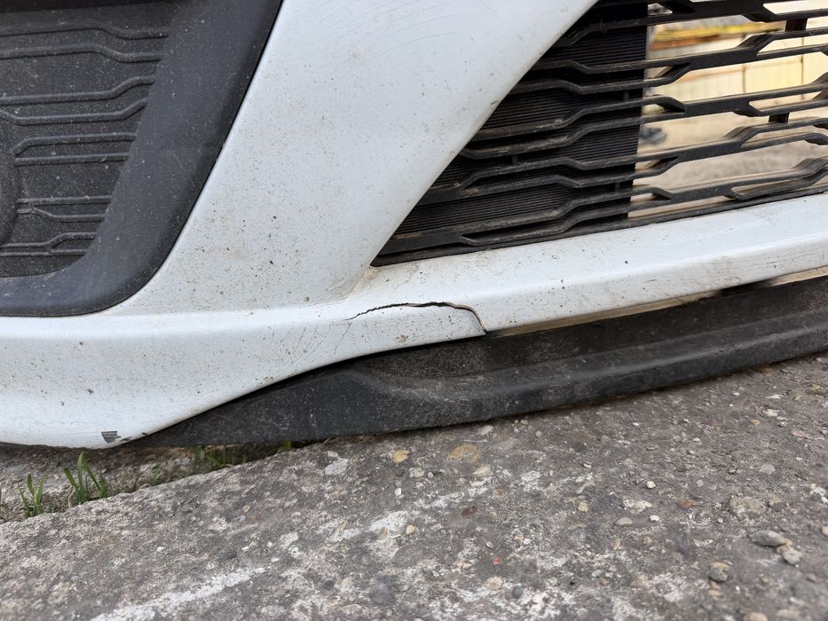 Предна броня и очиларка/маска Kia Ceed