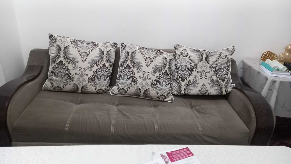 Продается диван б/у