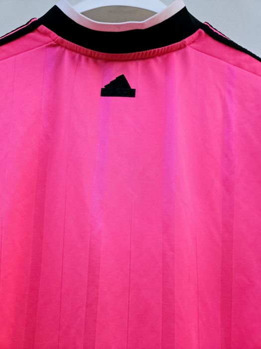 Adidas оригинална дамска тениска електриков розов цвят Л/Хл размер нов