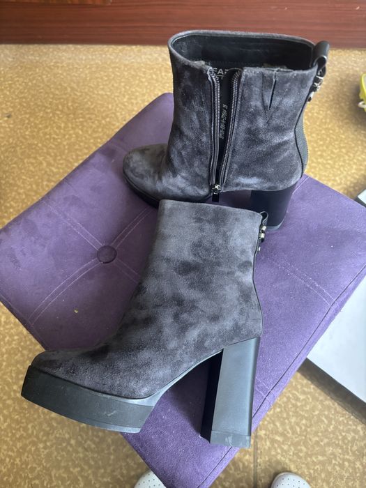 Нови боти от естествен велур 36 номер само пробвами