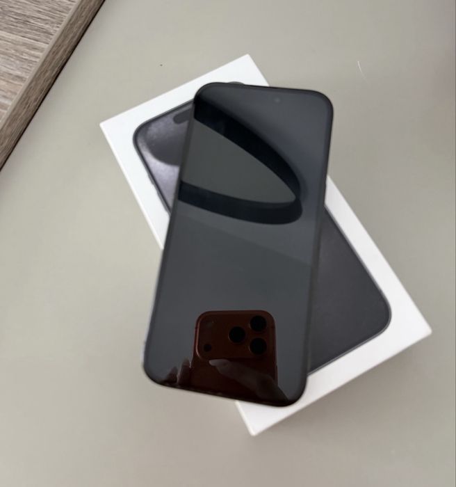 iPhone 15 PRO / Battery 95% / Accept Schimb