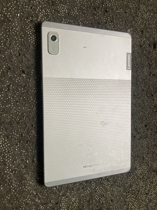 Продам lenovo tab m9
